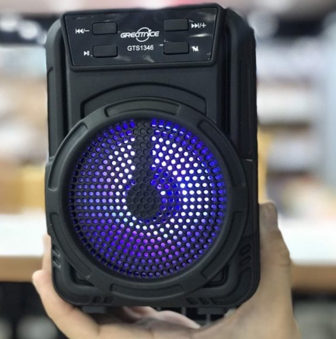 Boxa portabila cu bluetooth si functie de Radio Fm